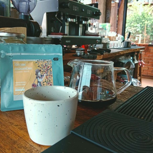 ไปจิบกาแฟแลภูเขาบ้านปางขอนที่ไร่กาแฟครอบครัวมะ