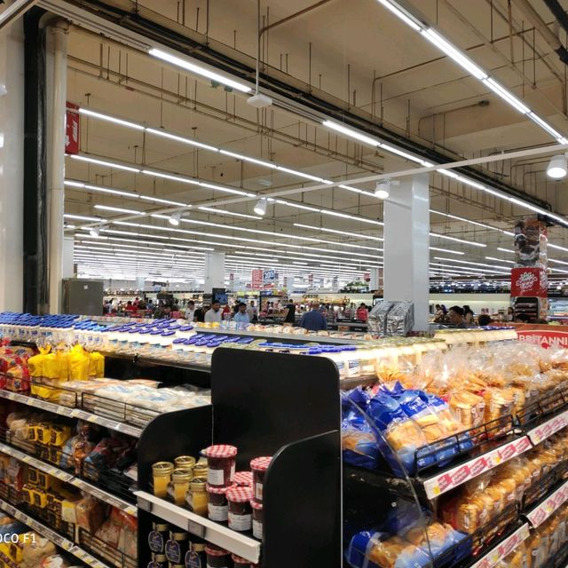 ドバイ "モール・オブ・ジ・エミレーツ" 超巨大なモール、1つの街!!全部見るのに何日かかる!? 🎁🛒مول الإ