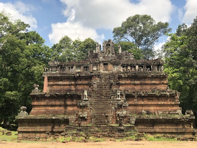 Baphuon Temple - Beautiful Hindu temple