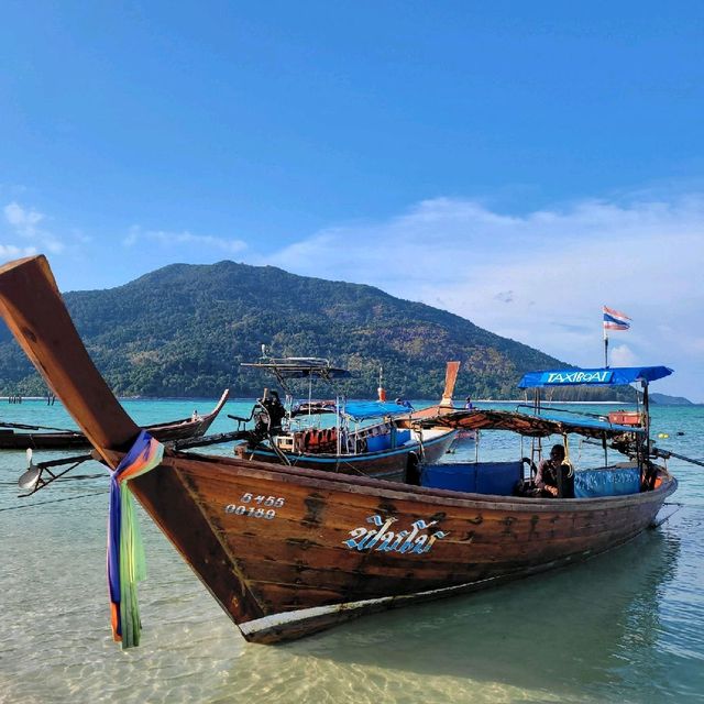 Sunset heaven on Koh Lipe  ☀️