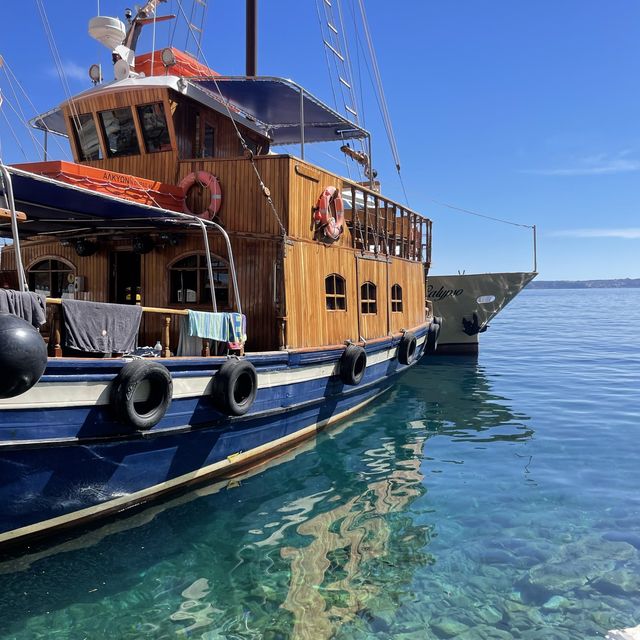a day trip in Santorini!! 