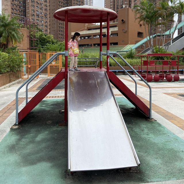 懷舊蒸氣火車頭公園