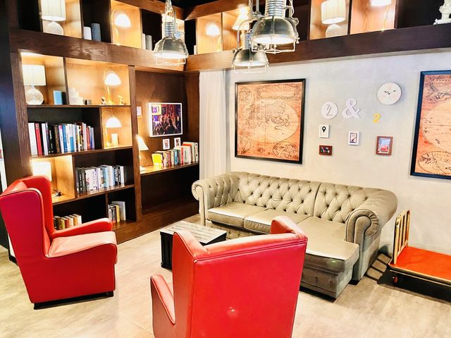 復古工業風酒店 - 屯門貝爾特酒店