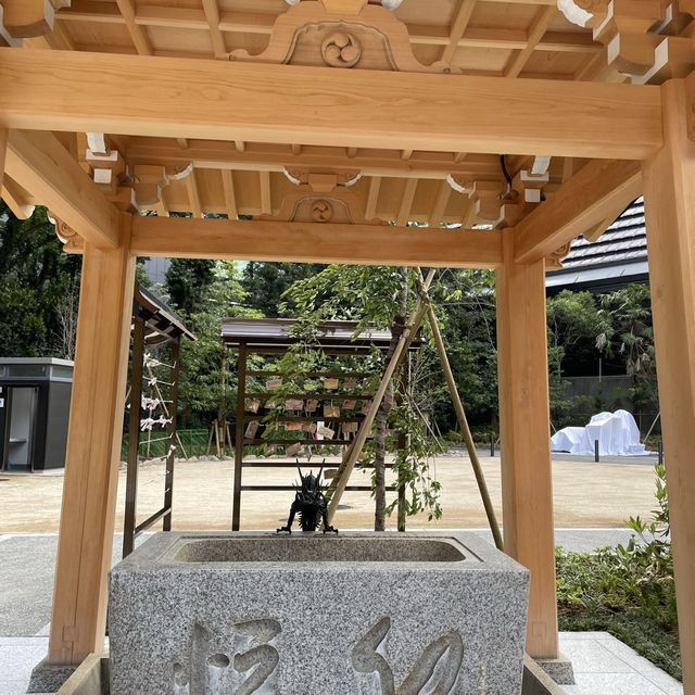 【東京都】東京タワーのお膝元にある西久保八幡神社