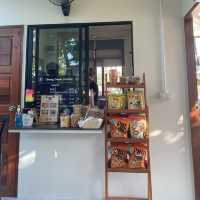 Holy 6 mini cafe หน้าราชภัฏนครศรีธรรมราช