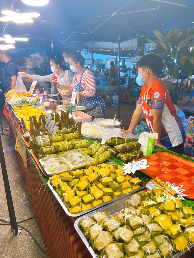 Saturday Night Market in Chiang Mai