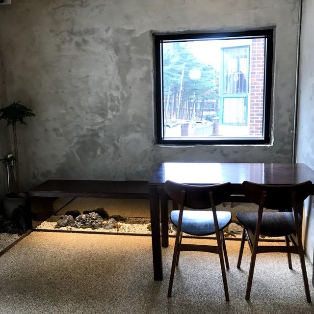 韓国/ソウル【陽川区】山の中のレストラン？🌳コーヒーから、ビールやワインも飲める自然いっぱい隠れ家🤎