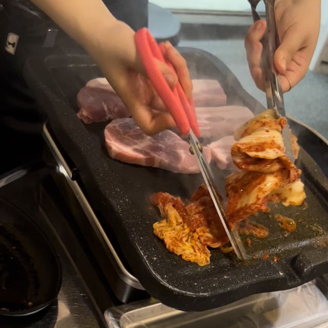 韓国/ソウル【バルサン】韓国料理といえば、サムギョプサル！！サムギョプサルの美味しいお店🐷