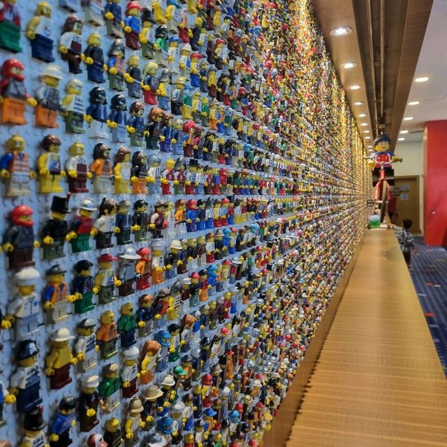 The Uncountable Figurines and Lego