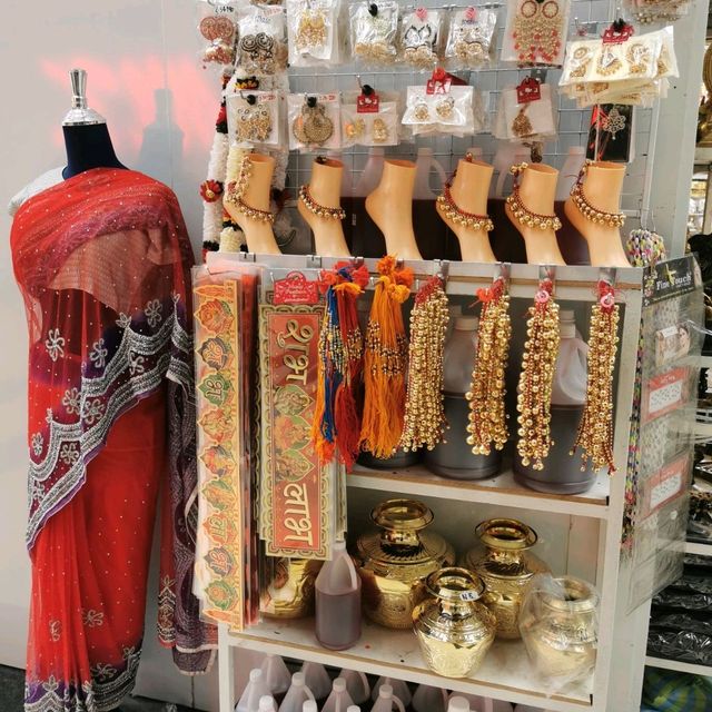 แวะมาช้อปปิ้งที่ India Emporium 
