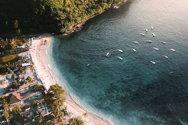 CRYSTAL BAY - NUSA PENIDA Bali Travelogues CRYSTAL BAY - NUSA PENIDA Bali Travelogues