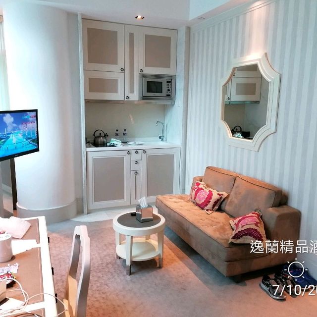 到處都係打卡位嘅一間精品酒店位於銅鑼灣