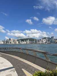 晴空萬里的尖沙嘴海濱