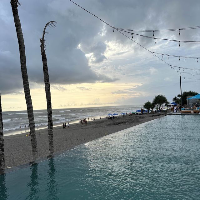 Atlas beach club