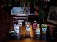 Ron Ron Slow Bar