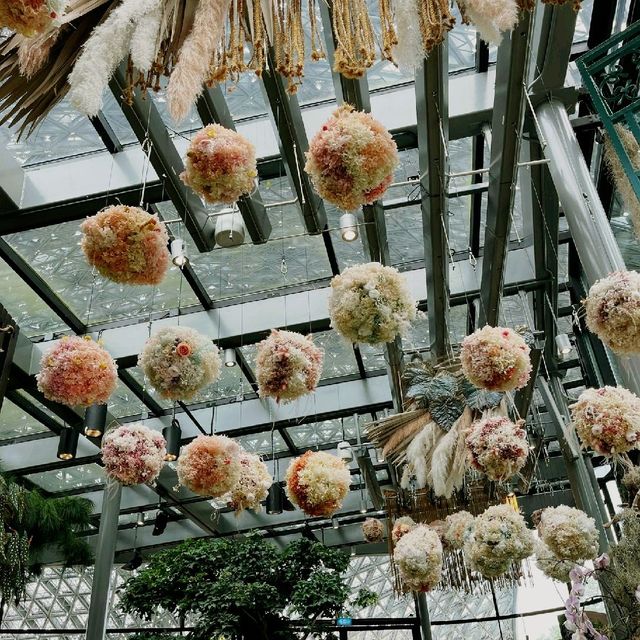 Floral Fantasy At Gardens By The Bay