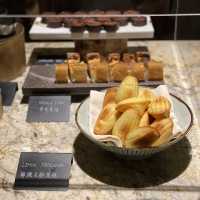 Dinner buffet at one of my fave HK hotels 