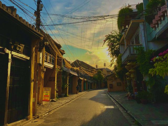 Explore Hoi An with Rice River Villa