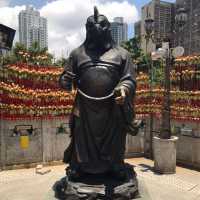 🇭🇰 Worshipping idols at Wong Tai Sin