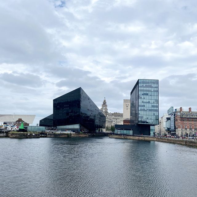 Royal Albert Dock ⛴ - Liverpool, UK 🇬🇧