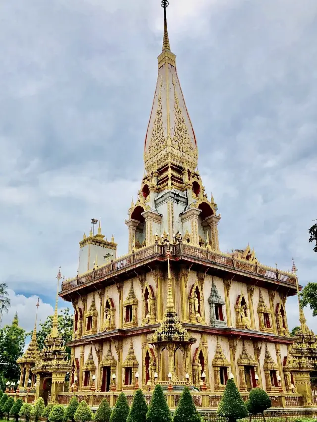 Chalong Temple - Phuket 