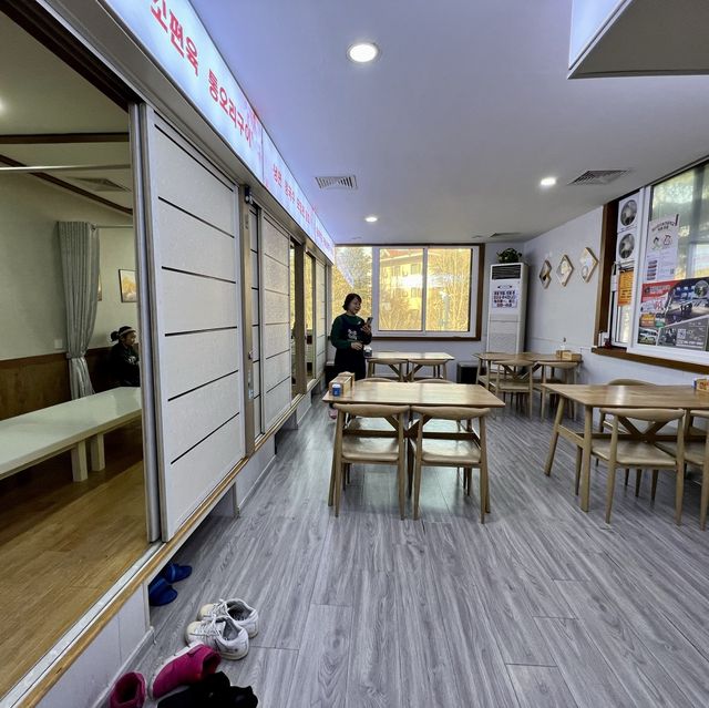 칭다오 주당들의 오아시스, 어떤 안주든 맛있기로 유명한 로컬식당..용우동