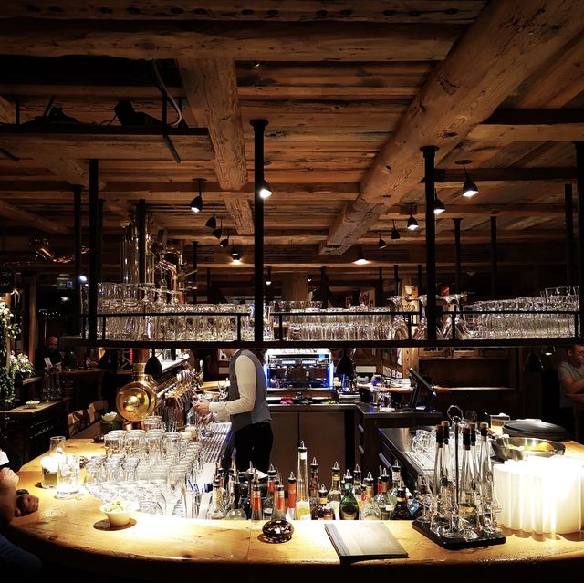 德國阿爾卑斯山的5星級酒店餐廳