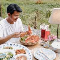  ไปหาความสุขแบบเรียบง่าย ที่ริมแม่น้ำท่าจีนกัน 