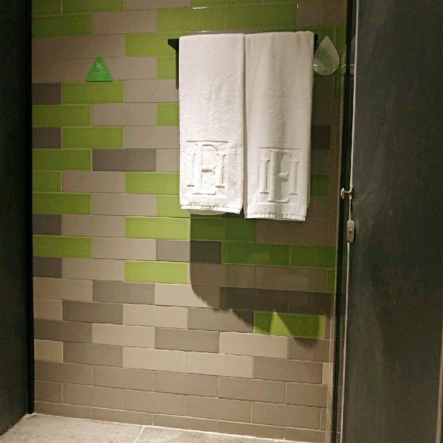 葵涌工廠區的隱蔽清新酒店