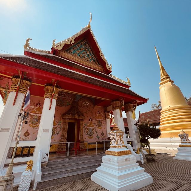 วัดบางพรหม วัดงามริมน้ำ