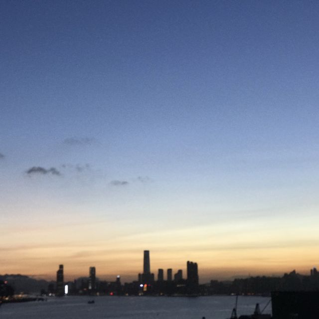 油塘大本營空中花園日落夜景