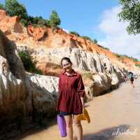 เดินชมวิว หิน ดิน ทราย ลำธารนางฟ้า Fairy Stream