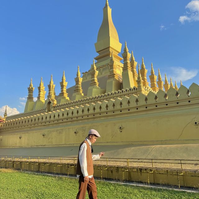 พระธาตุหลวงนครเวียงจันทน์ โครตสุด📍