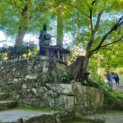 琵琶を持った弁財天【三千院 妙音福寿大弁財天】 | Trip.com 京都