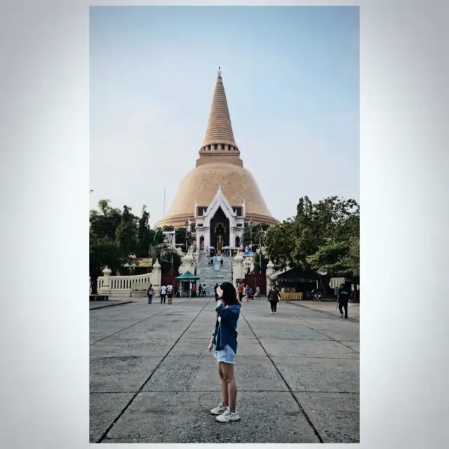 Phra Pathommachedi, the tallest stupa