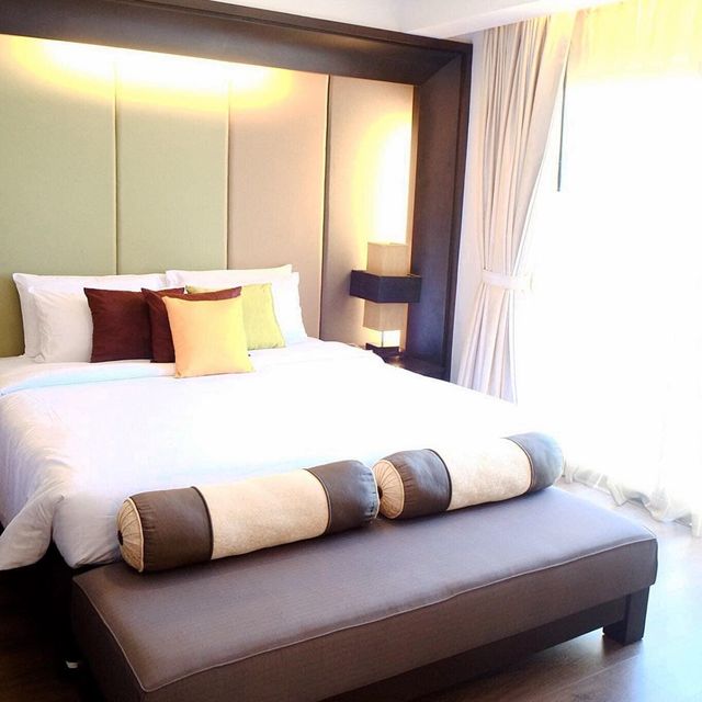 " Sunbeam Hotel " 