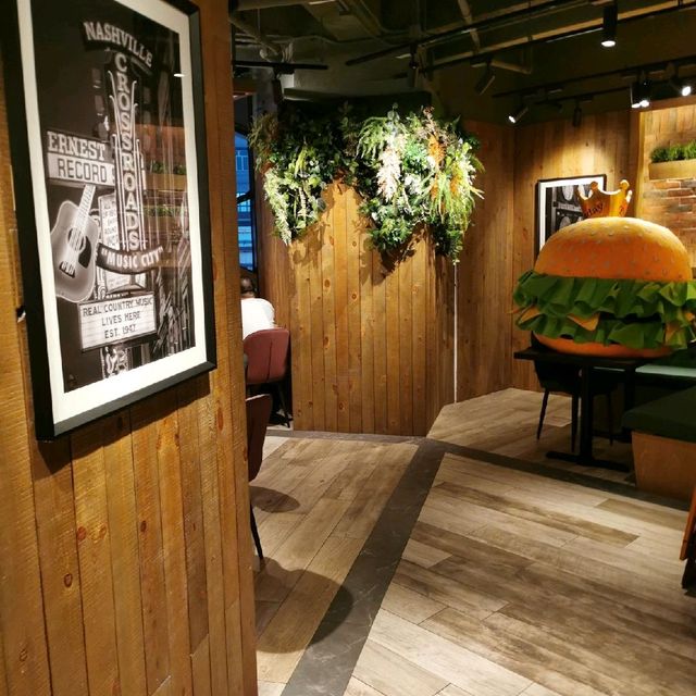 銅鑼灣50年品牌字號的美式餐廳優惠推介