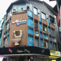 Toilet-Themed Cafe in Taipei