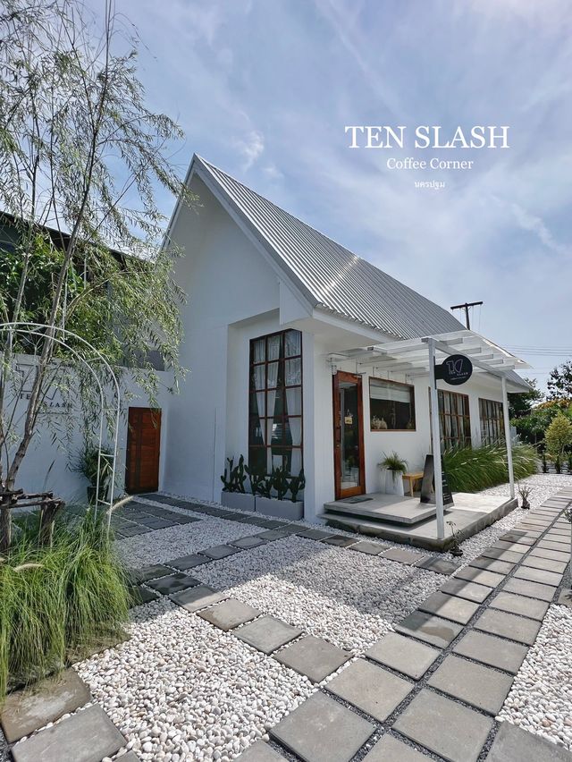 Ten Slash Coffee Corner