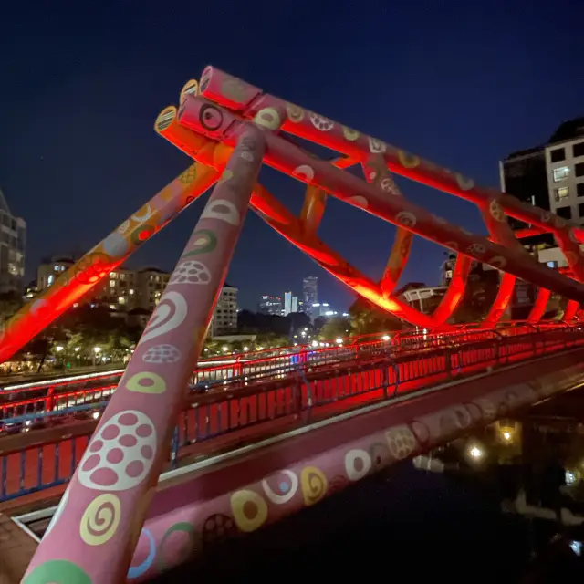 The Rainbow Alkaff bridge