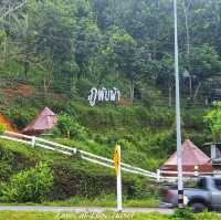 คาเฟ่ท่ามกลาง ธรรมชาติ เขาพับผ้า