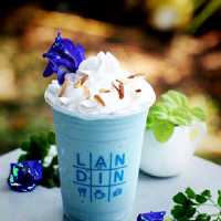 LAN DIN สวยเก๋บนลานดิน