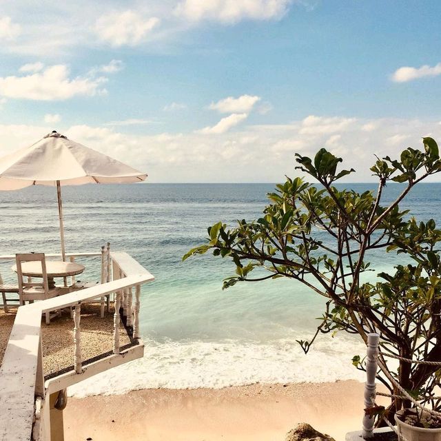 BINGIN BEACH : BALI 