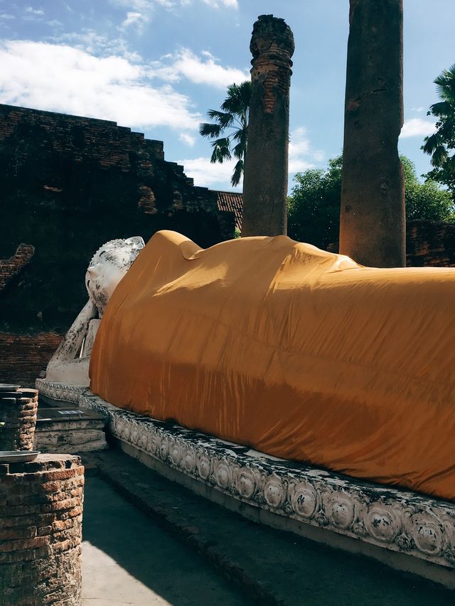 ห่มผ้าพระนอนที่อยุธยา