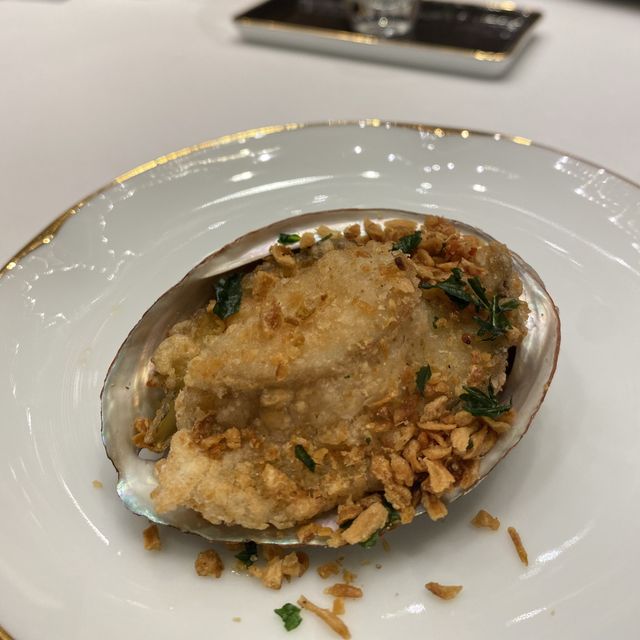 【🦁下一間會擇星既中菜？】望住海景嘆美食+ 睇藝術品！