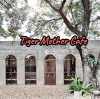 TIGER MOTHER CAFE 🏡☕️🐯⛅️🍃