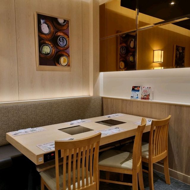 ครั้งแรกกับ MOMO ร้านแรกในชลบุรี