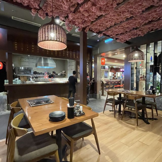 Robataya Japanese Restaurant 