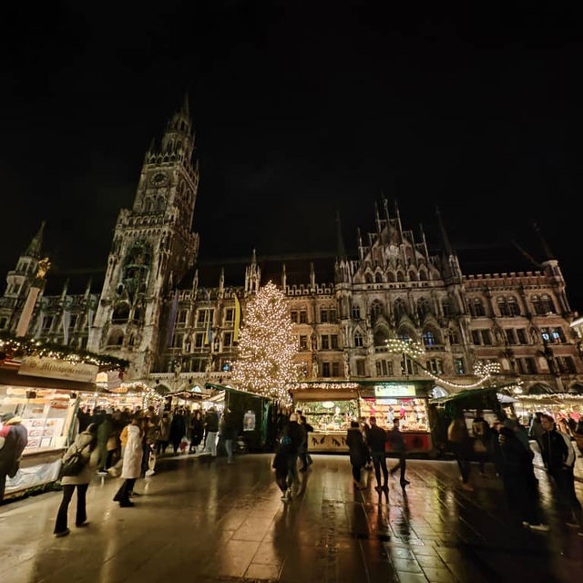 Christmas 🎄 market @ Marienplatz Munich 