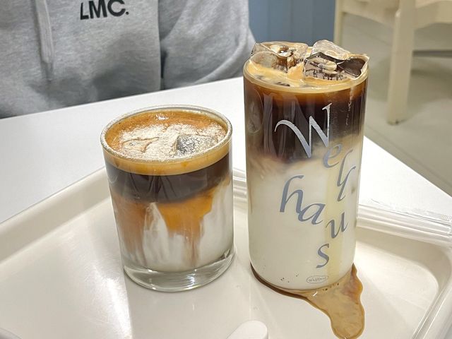 크리스마스 느낌 가득한 송리단길 카페 “Wellhaus”🎄